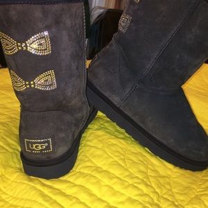 UGGS Swarovski crystal blue bows UGGS